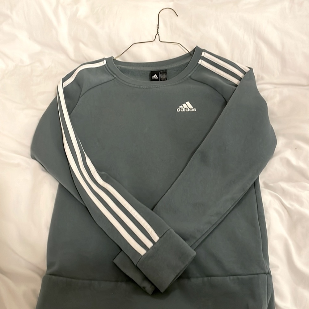 Adidas crewneck